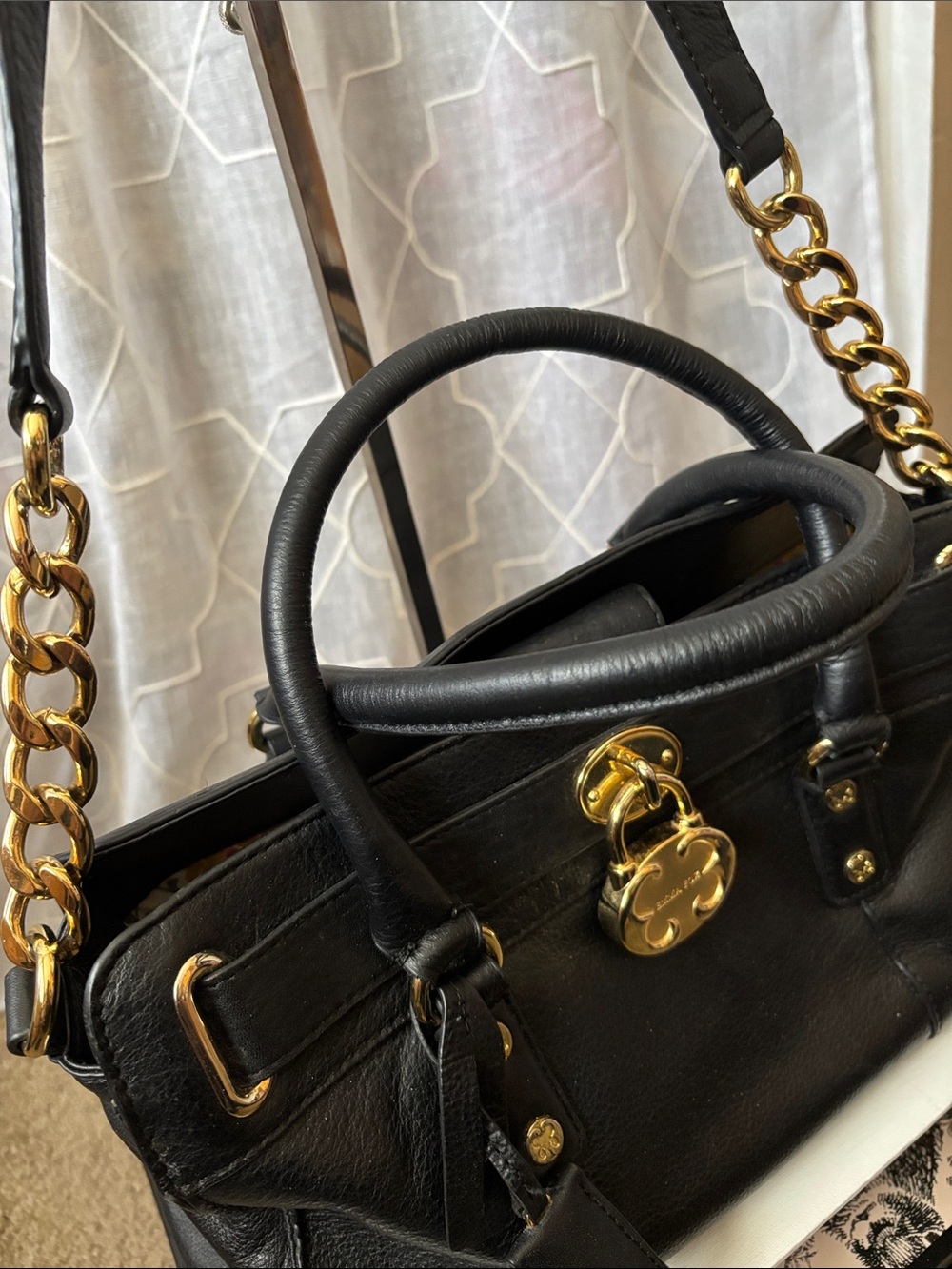 ⭐️Final Markdown⭐️Emma Fox Black Leather Shoulder Bag with Gold Hardware - Picture 4 of 12